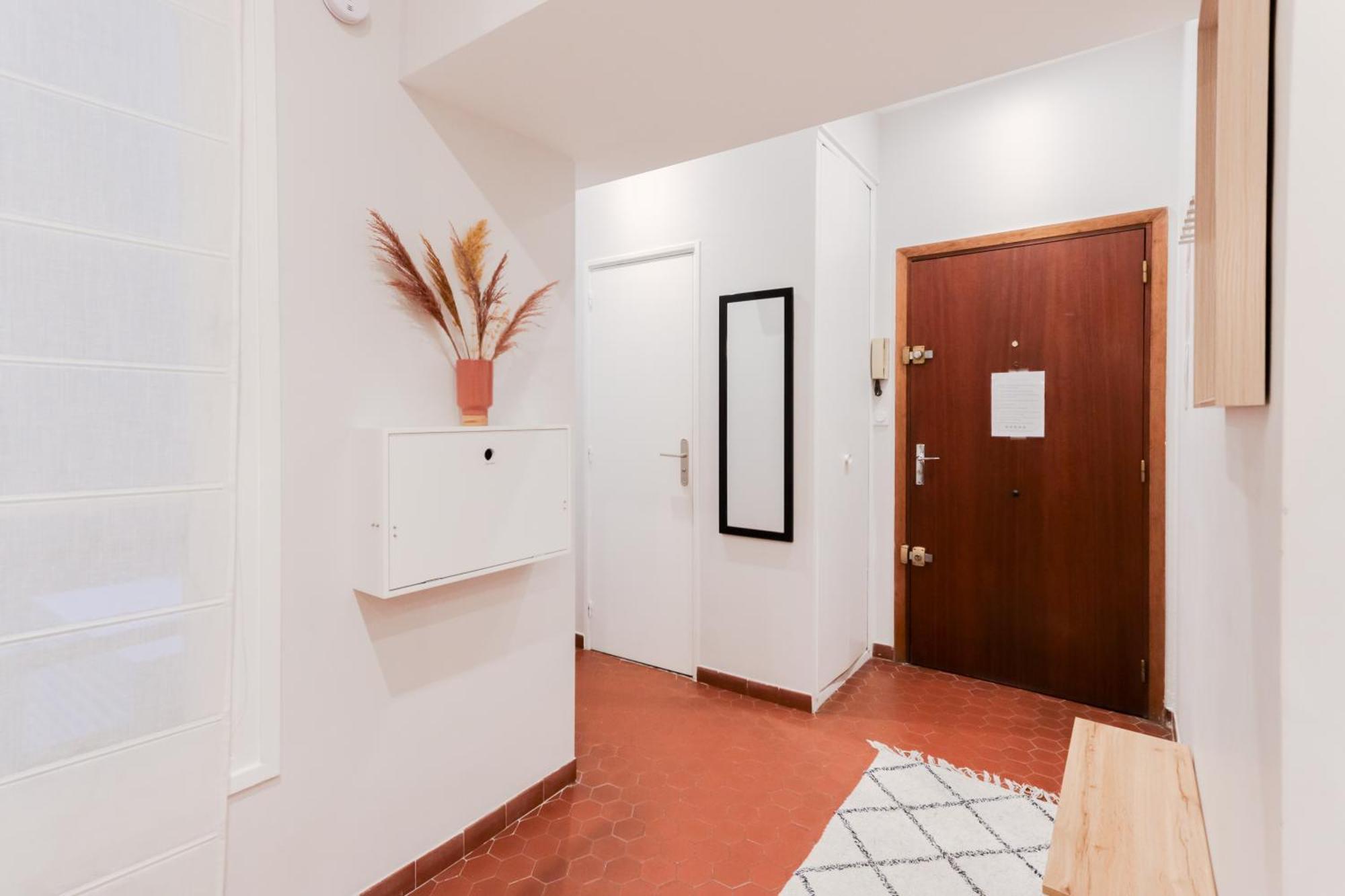 Nomade - Vieux - 2 - Wifi - Ac - 5 Min Des Plages - 30 Min De Cannes Et Monaco Nizza